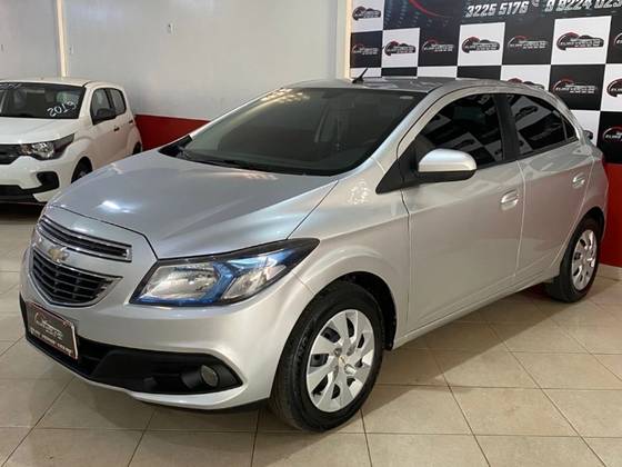 CHEVROLET ONIX 1.4 MPFI LT 8V FLEX 4P MANUAL CHEVROLET ONIX 1.4 MPFI LT 8V FLEX 4P MANUAL
